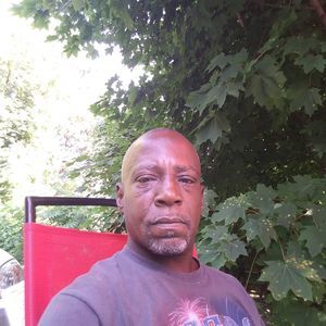 Meet your Posher, Derrick